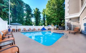 Courtyard Raleigh Crabtree Valley